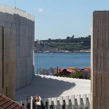 Guestready - Gorgeous With River View Lisbona