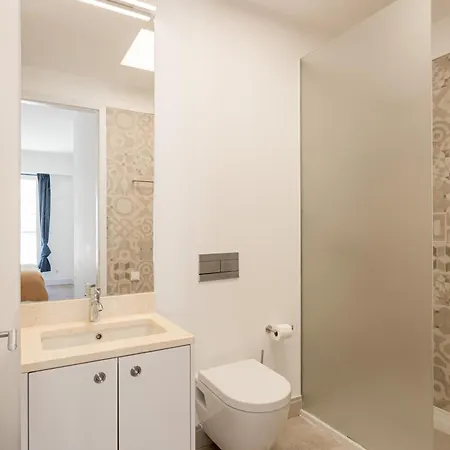 Apartment Joivy Modern Flat With River View Near Bica Elevator *