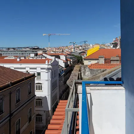 Apartment Joivy Modern Flat With River View Near Bica Elevator Lisbon