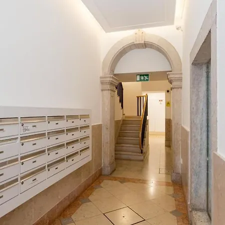 Guestready - Gorgeous With River View Daire *